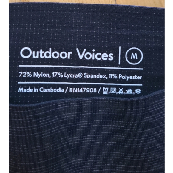 Outdoor Voices TechSweat 7/8 Two Tone Black Navy Leggings Size Medium - Picture 4 of 8
